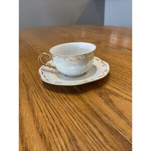 Vtg Schumann-Bavaria “Golden Elegance” Tea cup & Saucer US Zone